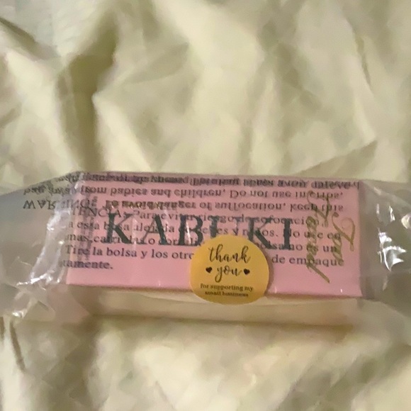 TOO FACED NIB 100% TEDDY BEAR KABUKI BRUSH - Picture 2 of 8